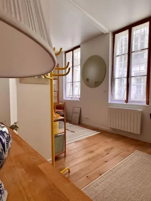 A Montmartre Apartamento